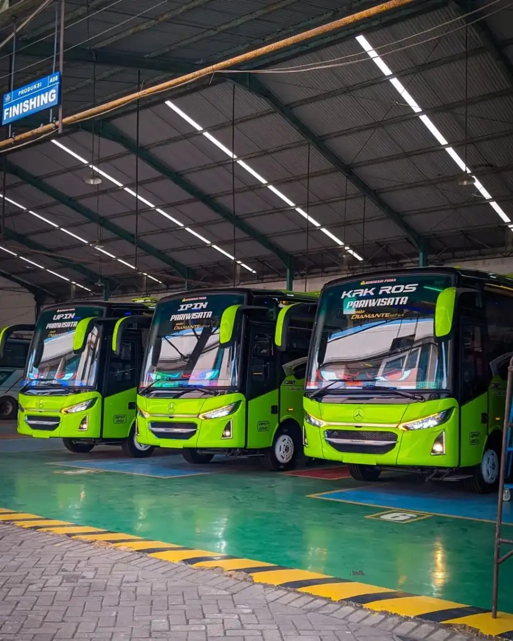 sewa bus pariwisata surabaya
